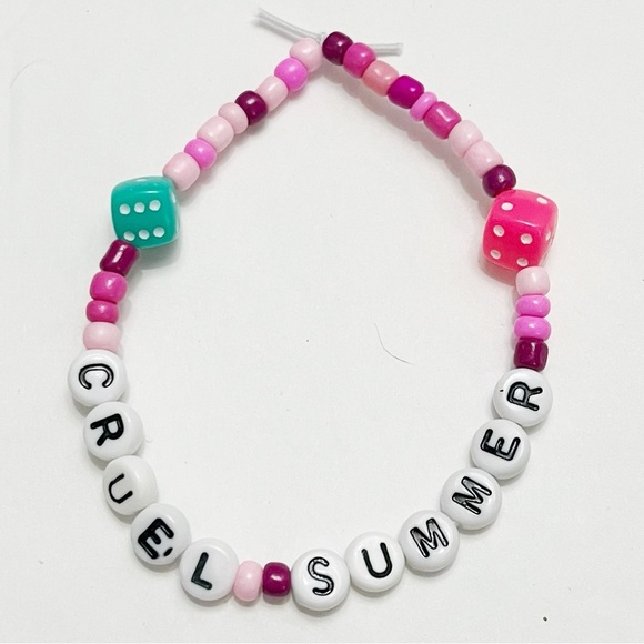 Taylor Swift Friendship Bracelet Eras Tour Cruel Summer Lover with Charm - Picture 1 of 1